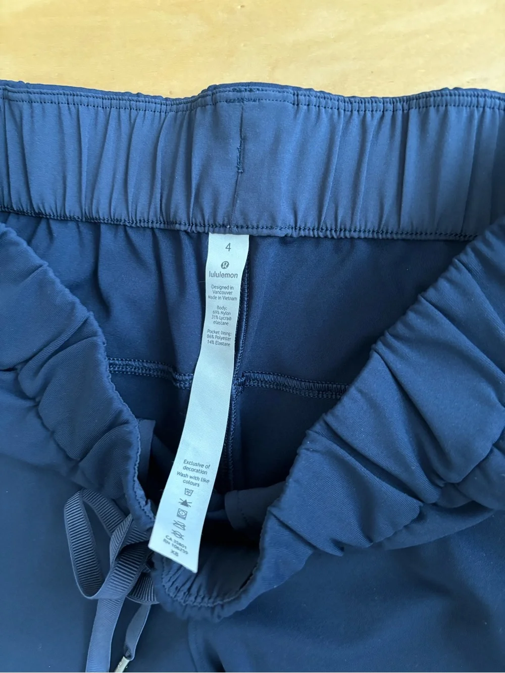 Lululemon On The Fly 7/8 Pants - true navy